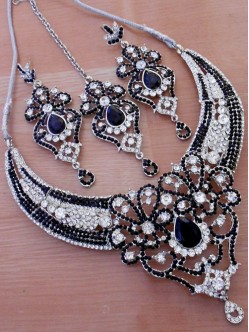 Silver Finished Set